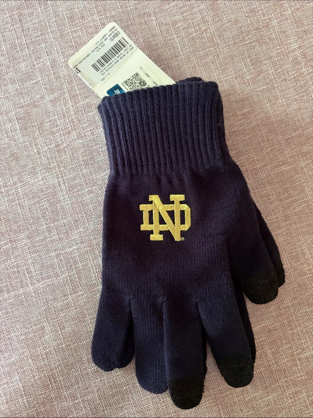 Notre Dame Women’s Navy Touchscreen Gloves with Gold ND Logo